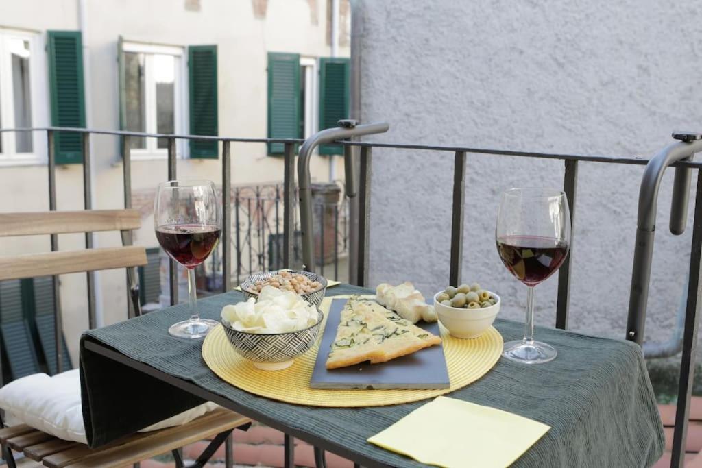 *New Attic*-Lucca Citycenter-Balcony-Netflix Екстериор снимка