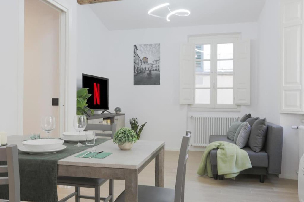 *New Attic*-Lucca Citycenter-Balcony-Netflix Екстериор снимка