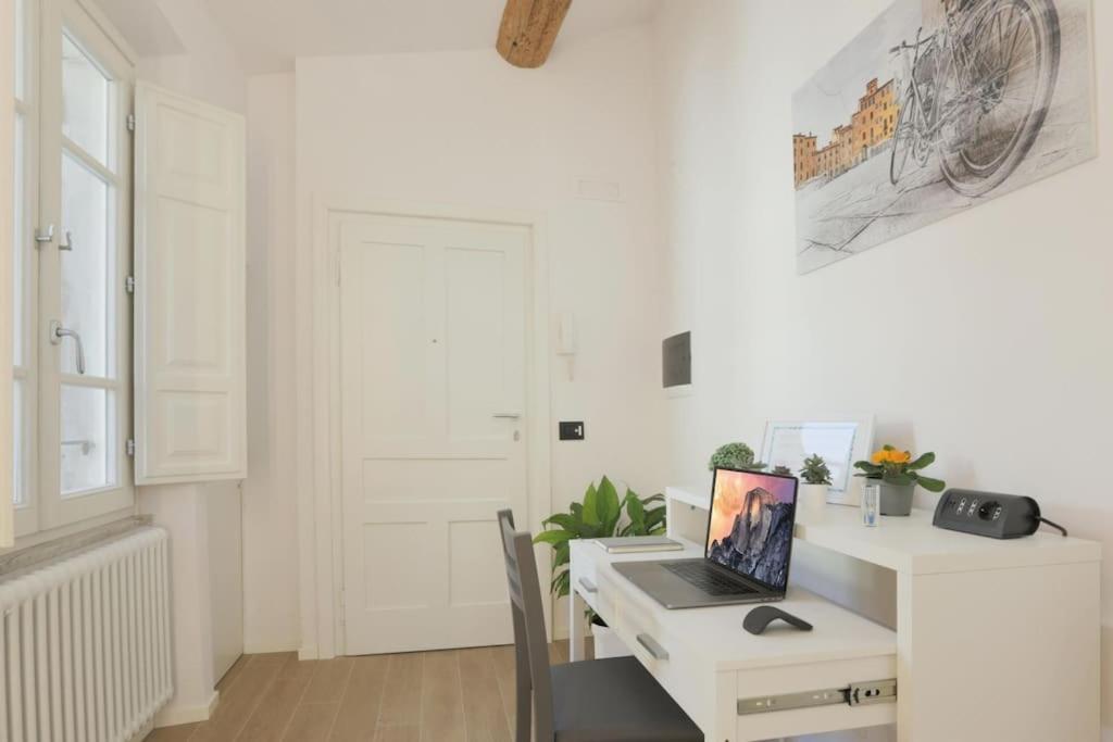 *New Attic*-Lucca Citycenter-Balcony-Netflix Екстериор снимка